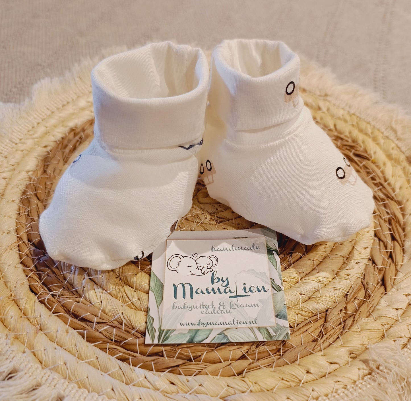 Baby slofjes crème autootjes