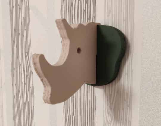 Wandhanger neushoorn groen roze
