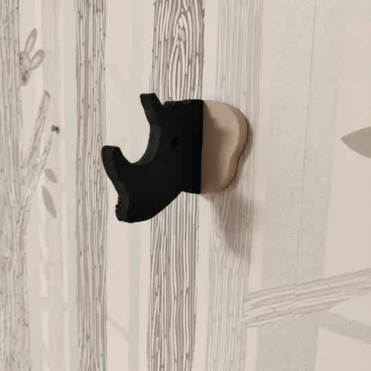 Wandhanger neushoorn blauwe roze