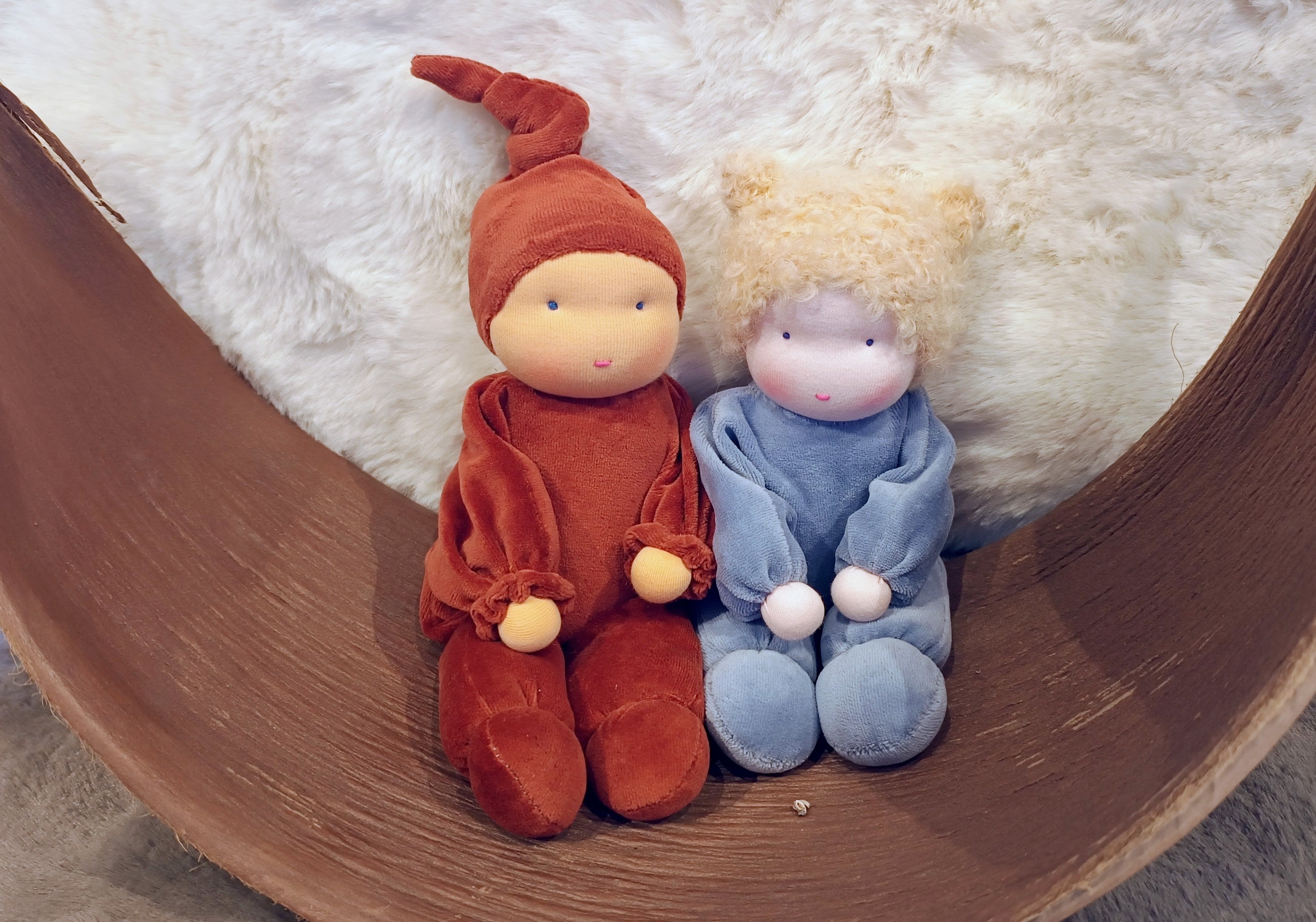 Antroposofische Zonnekind Waldorf poppen