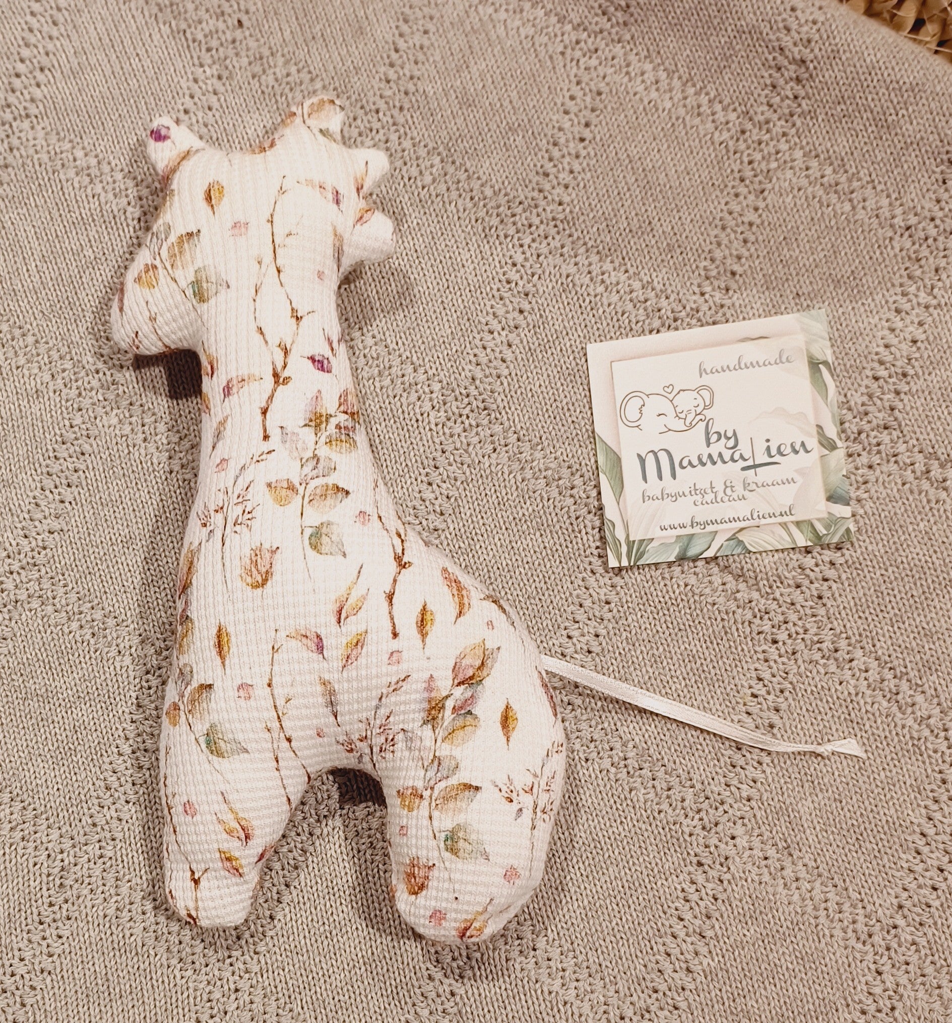 Baby knuffel giraffe kleine wafel takjes