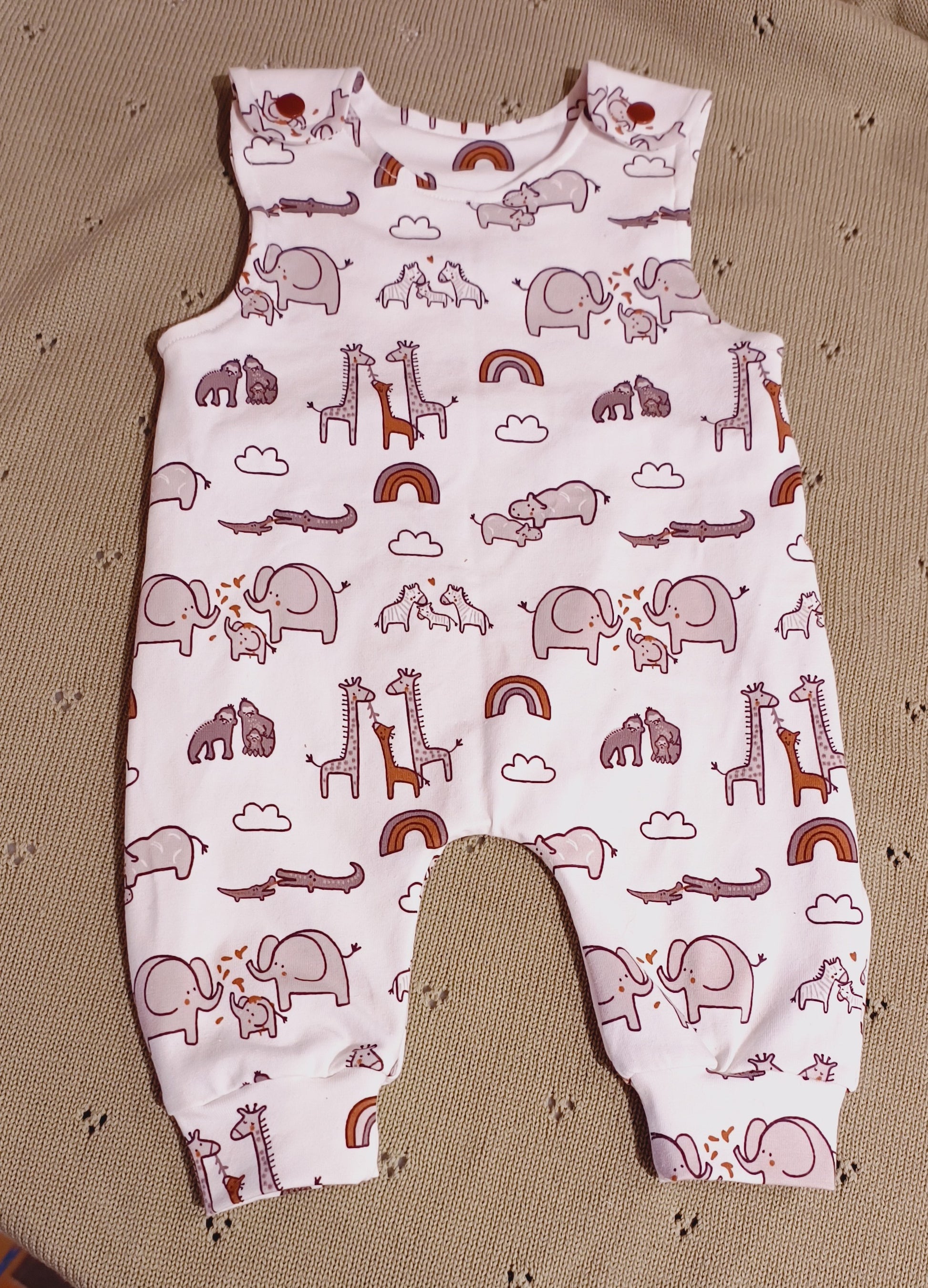 Baby salopette moeder met jong bruin maat 56