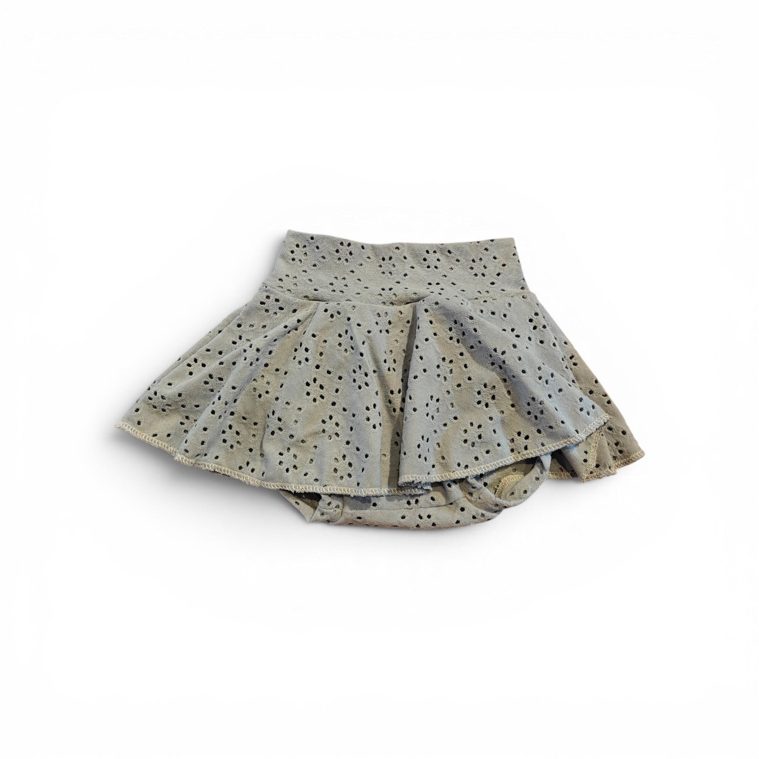 Bummies met rokje maat 62/68 lavendel broderie
