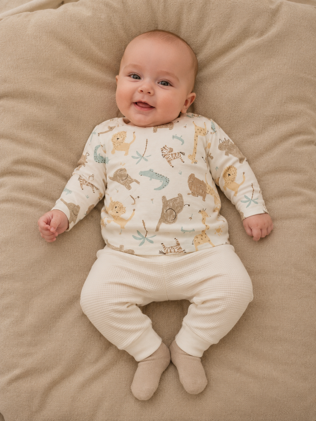 Setje broekje en shirtje dierentuin maat 62 / 68