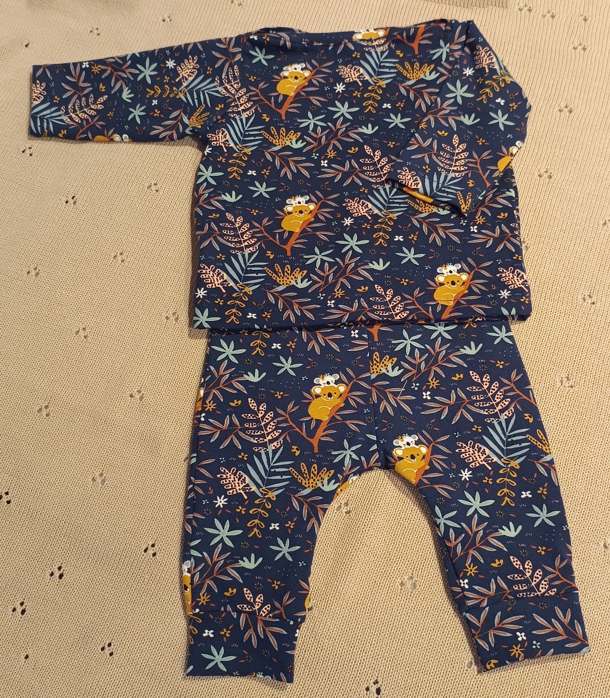 Setje broekje en shirtje blauwe koala maat 62/68