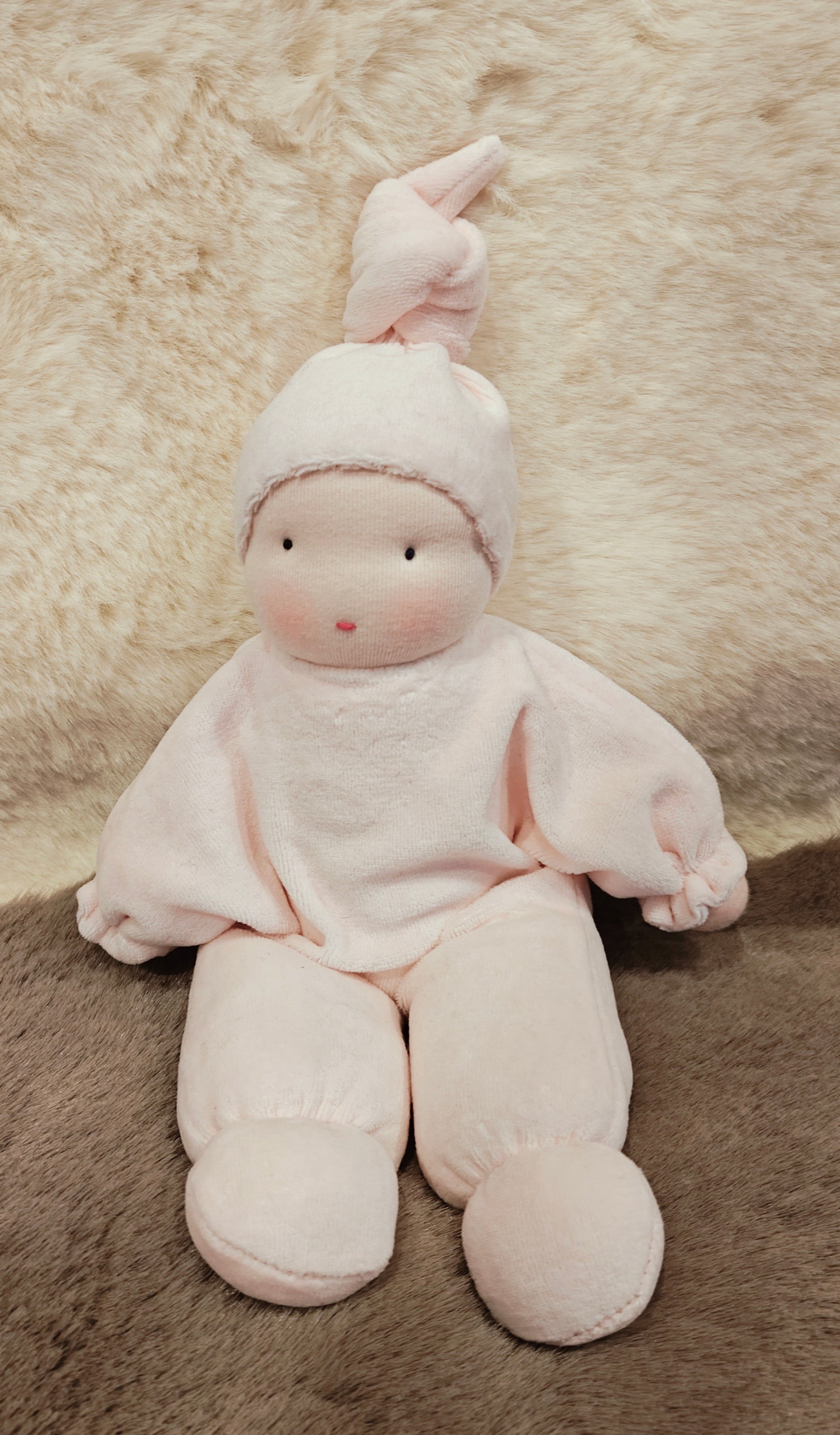 Antroposofische zonnekind / Waldorf pop zacht roze