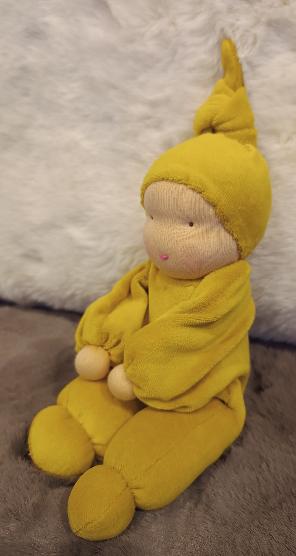 Antroposofische zonnekind / Waldorf pop geel